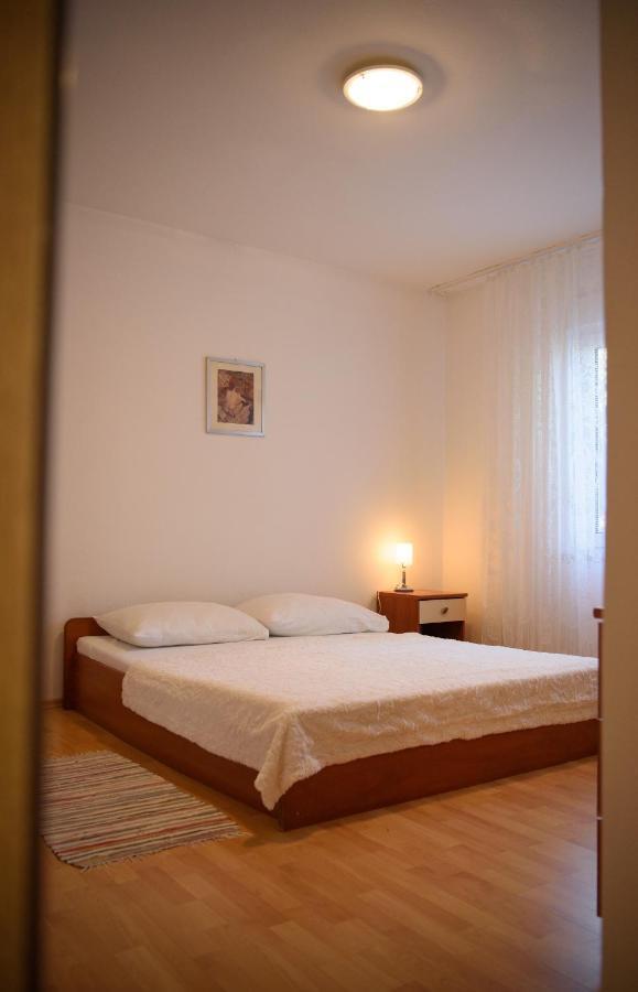 Villa Claudia Lemon Appartment Premantura Exterior foto